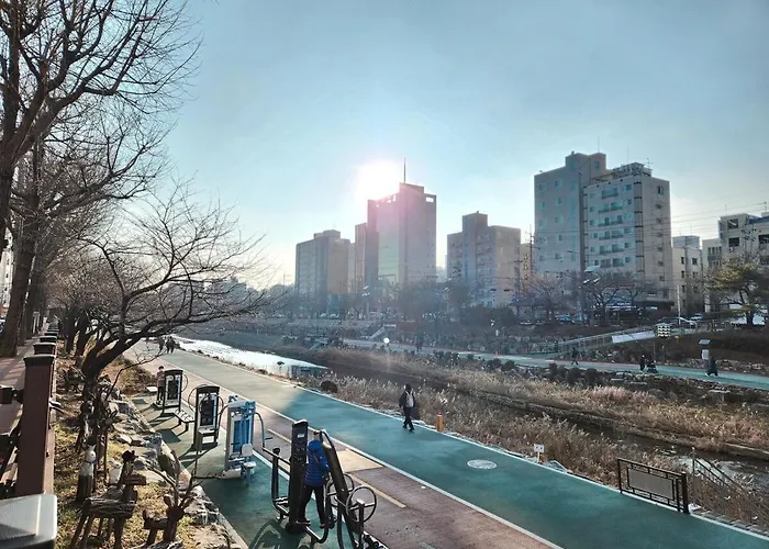 Danjung #seoulaccommodation #familyof4 #withbaby #k-pop #hongdae #gyeongbokgung #eungamstation Seul